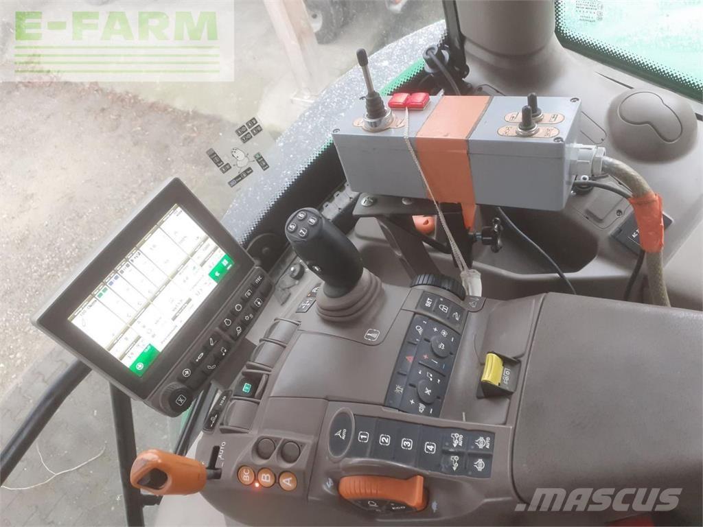 John Deere 6155R Traktory