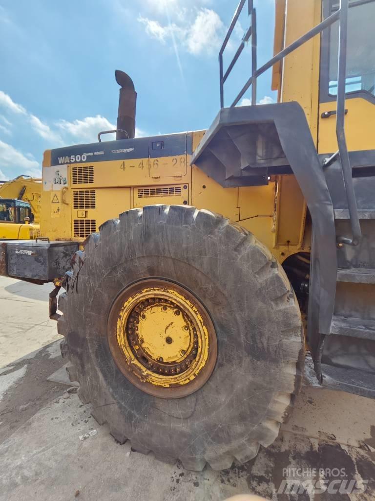 Komatsu WA 500 Kolesové nakladače