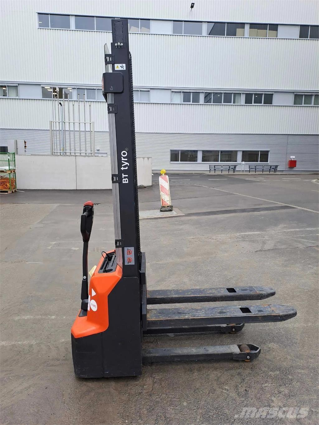 Toyota BT SHE100 Ďalšie zdvíhacie zariadenia a plošiny