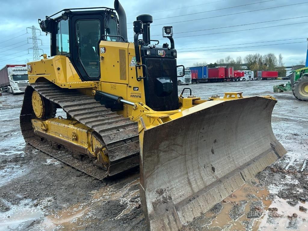 CAT D 6 LGP Pásové dozéry