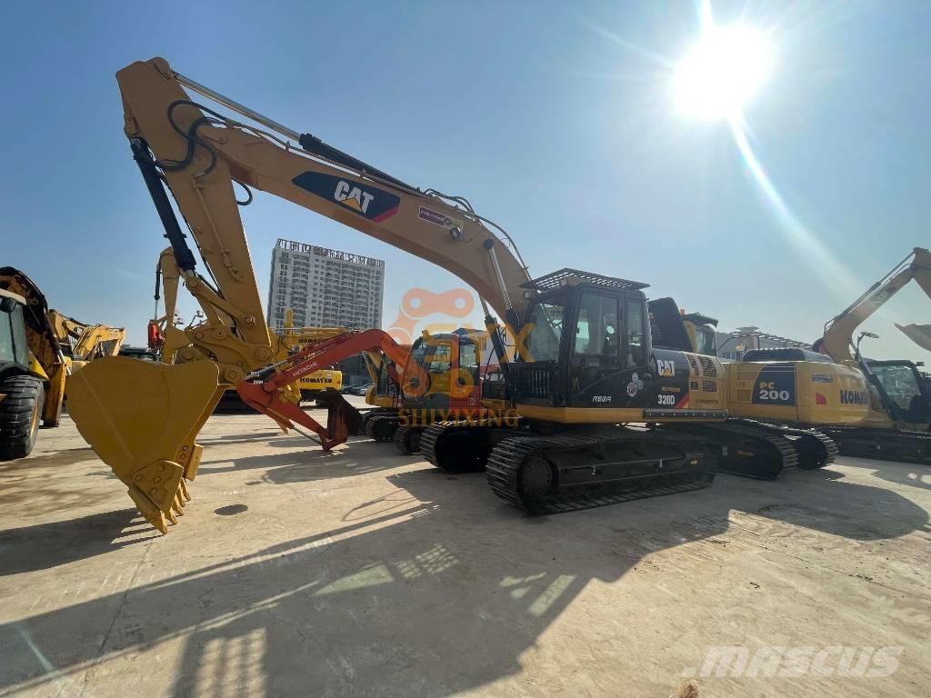 CAT 326 D2 Pásové rýpadlá