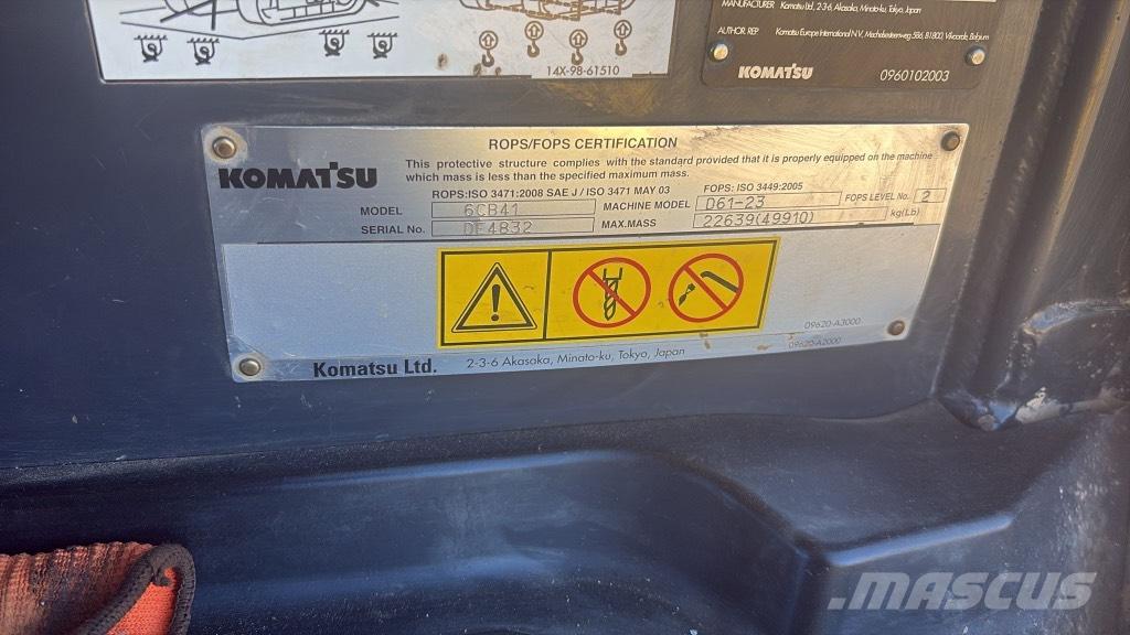 Komatsu D 61 EX-23 Pásové dozéry