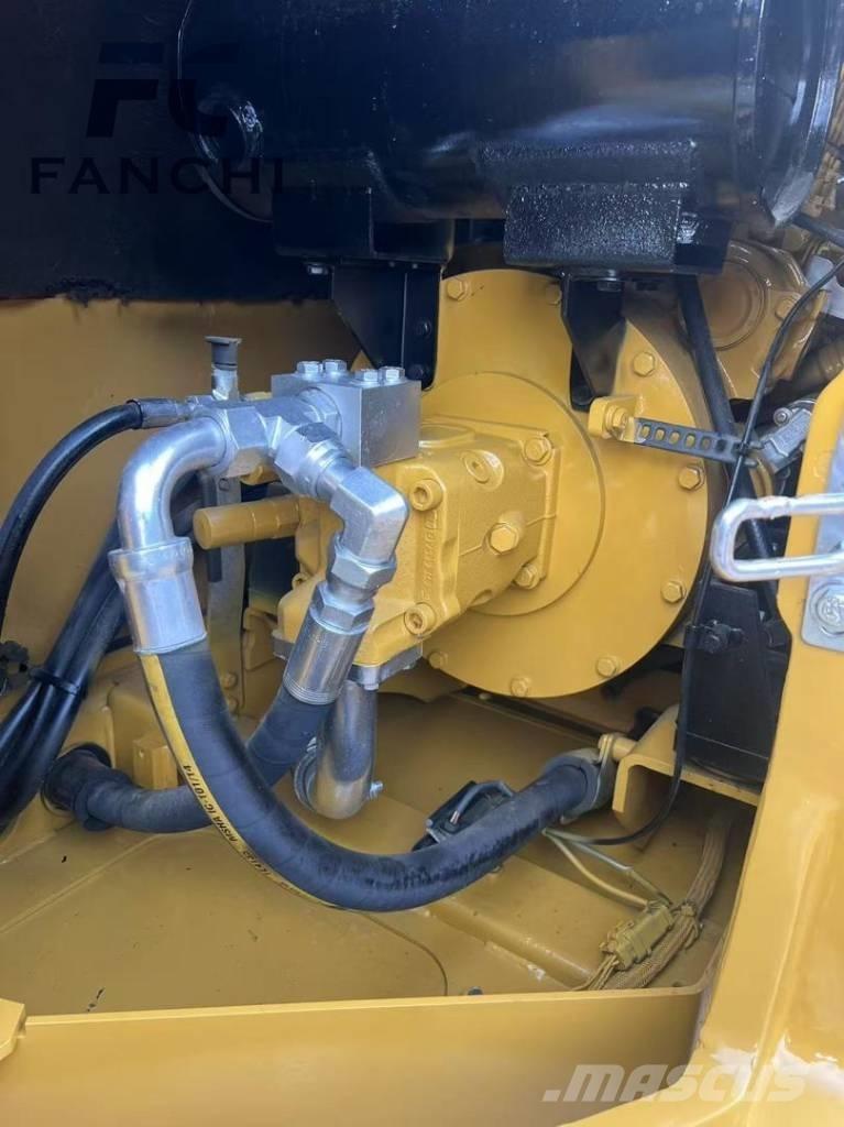 CAT 308 E Pásové rýpadlá