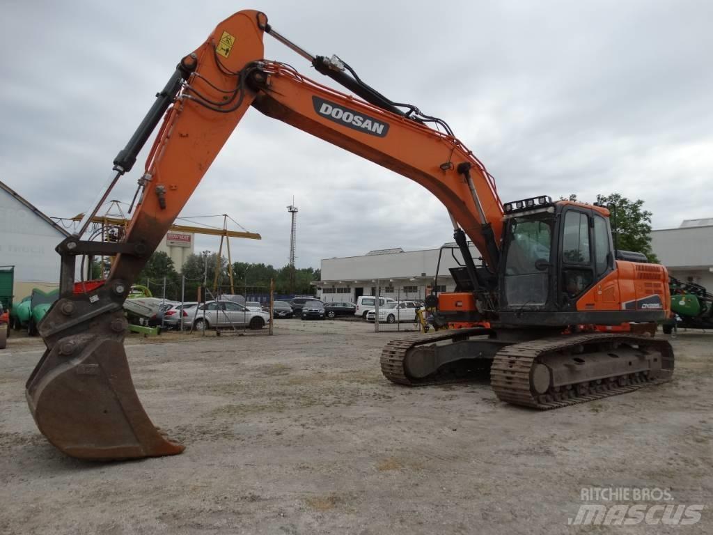 Doosan DX 225 LC-5 Pásové rýpadlá