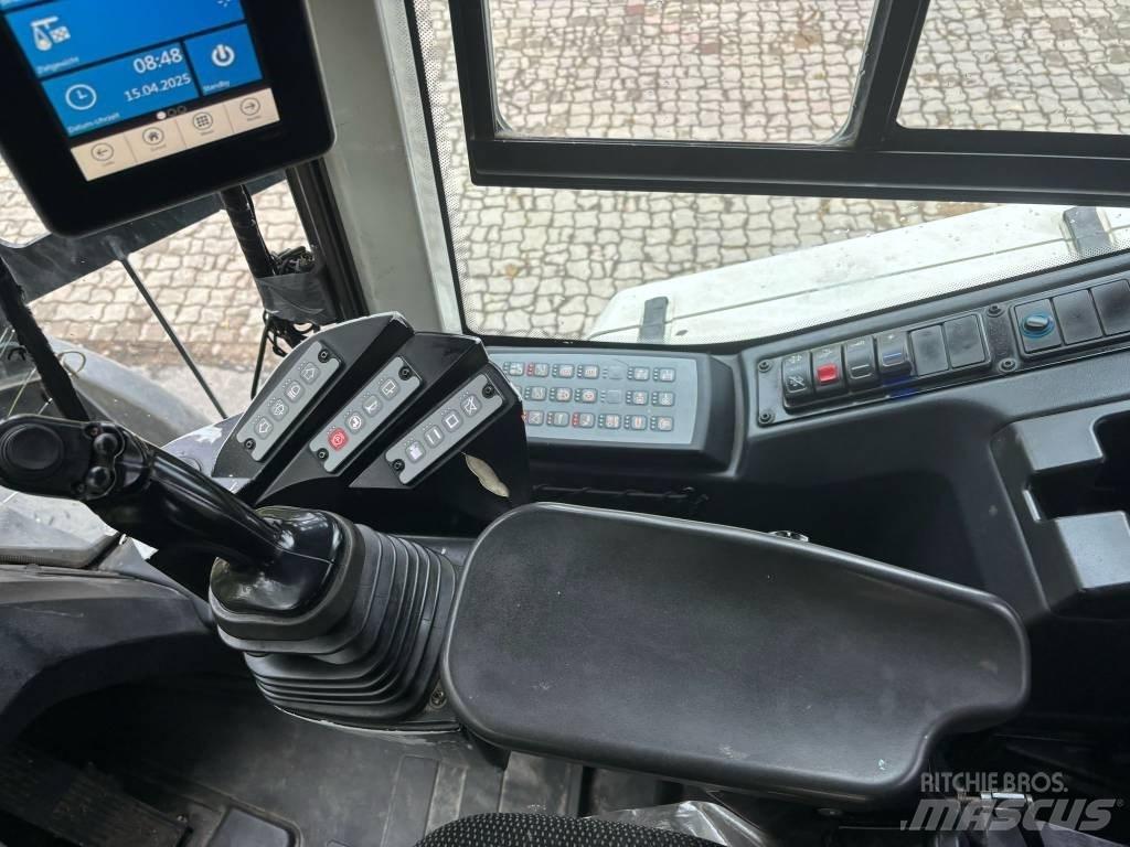 Liebherr L 526 Kolesové nakladače