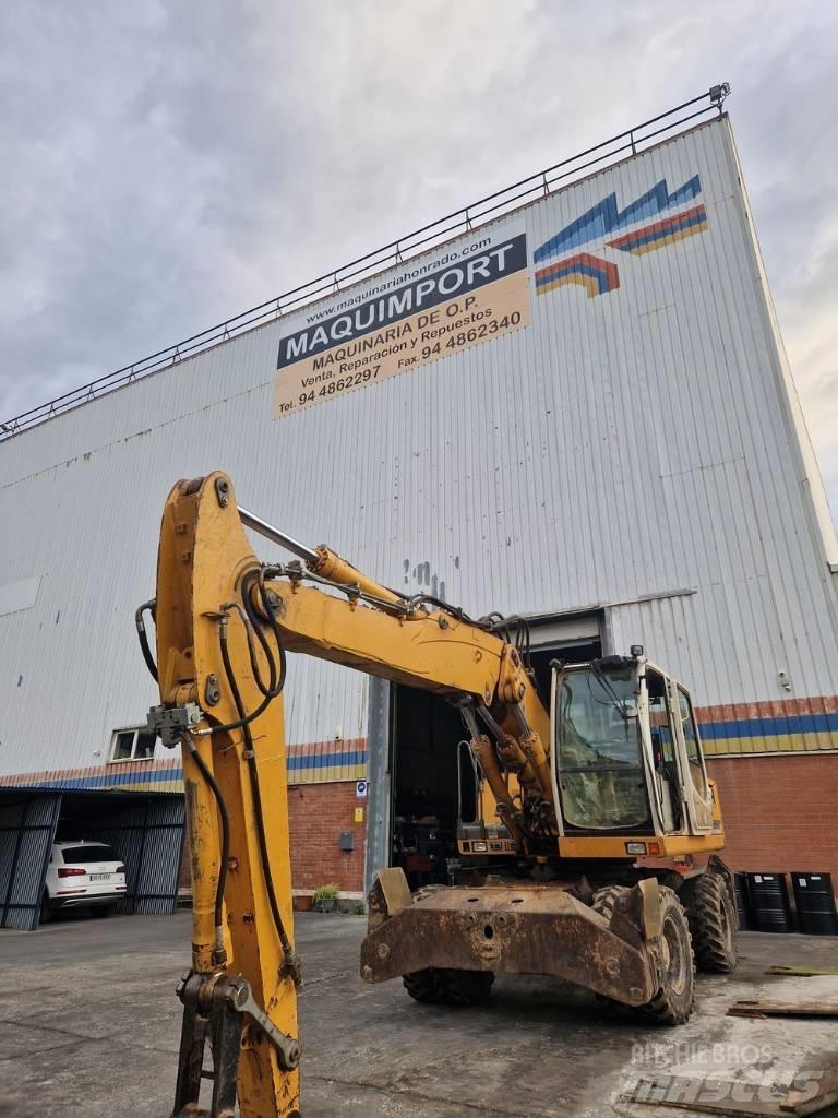 Liebherr A904C Kolesové rýpadlá