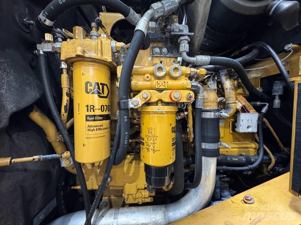 CAT 962 H Kolesové nakladače