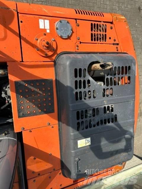 Hitachi ZX 160 W Kolesové rýpadlá