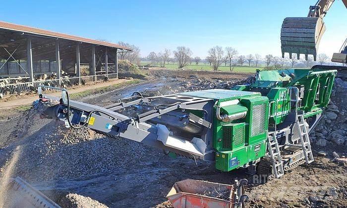 McCloskey J40v2 Drviče