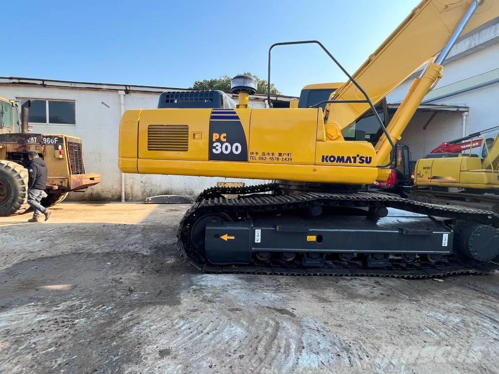 Komatsu PC300-7 Pásové rýpadlá