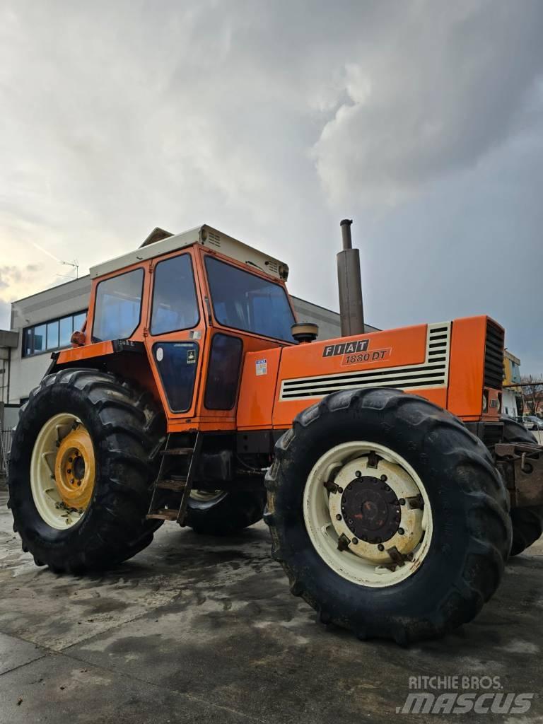 Fiat 1880 DT Traktory