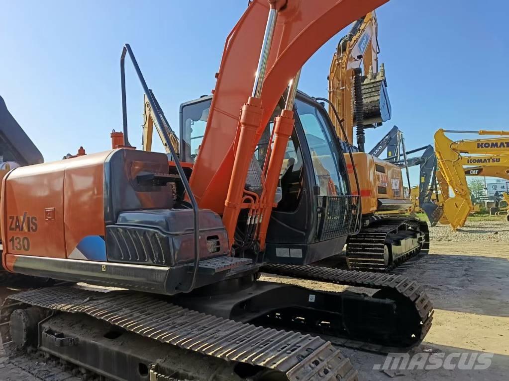 Hitachi ZX 130 Pásové rýpadlá