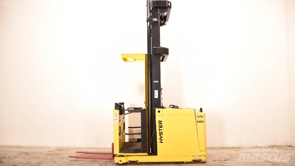 Hyster K1.0H Strednezdvižný vozík