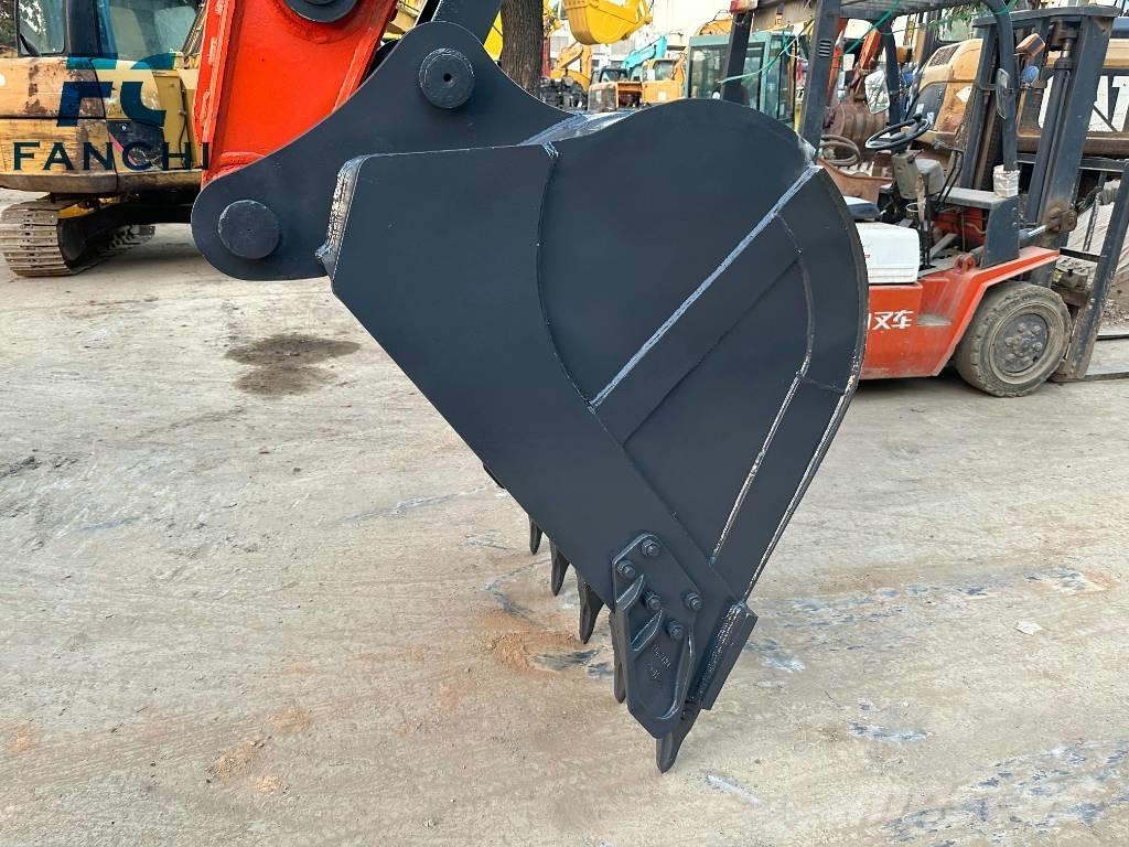 Doosan DX 225 LC Pásové rýpadlá