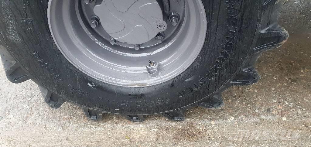 Mecalac 714MWE Kolesové rýpadlá