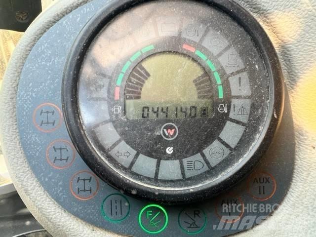 Neuson 9503 Kolesové rýpadlá