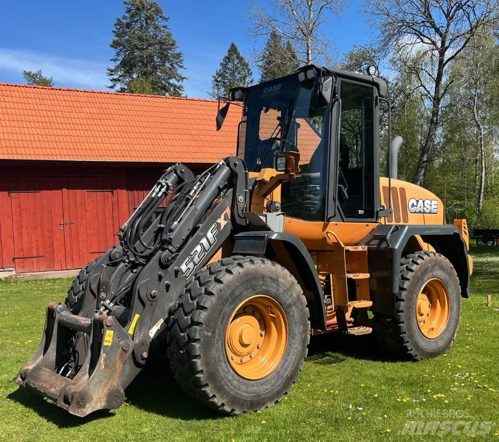 CASE 521 F XT Kolesové nakladače