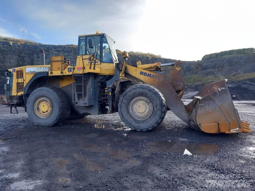 Komatsu WA 600-6 Kolesové nakladače