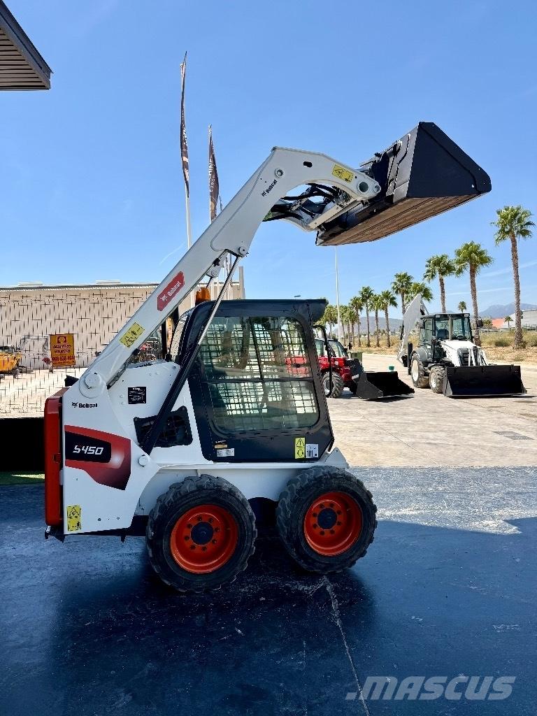 Bobcat S 450 Šmykom riadené nakladače
