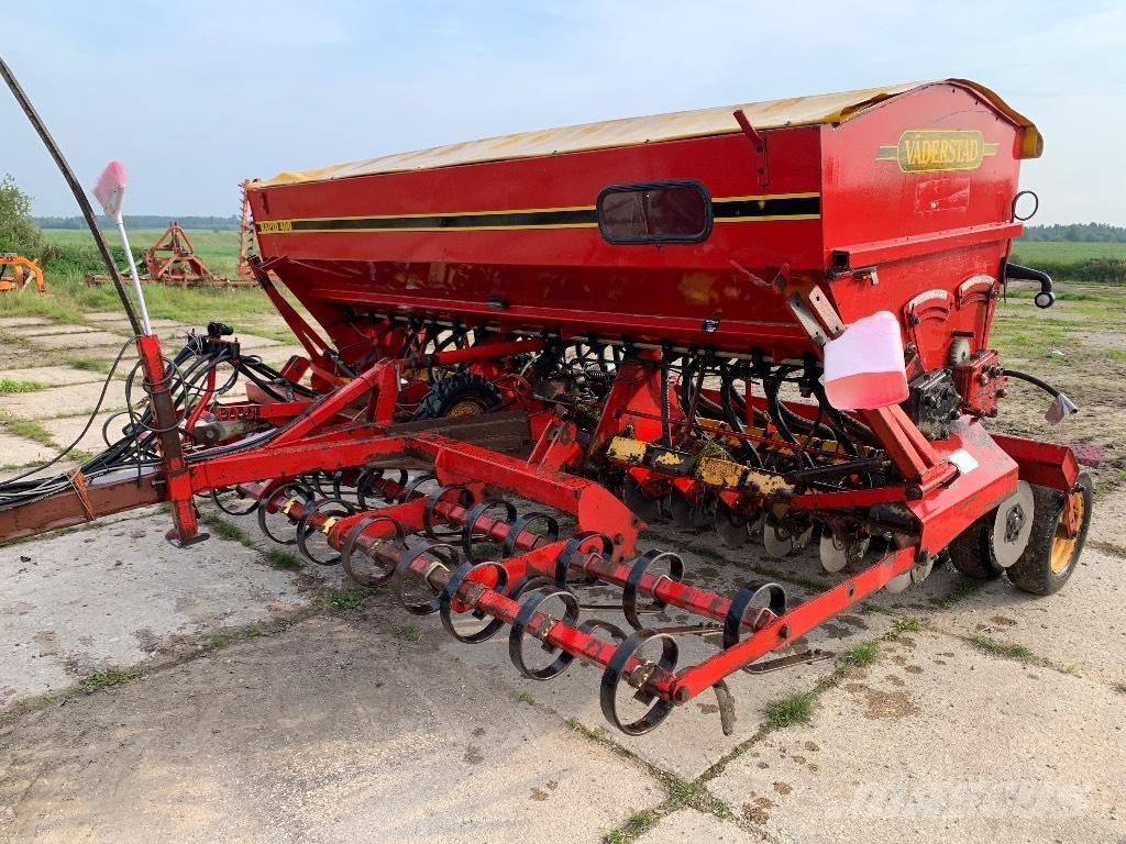 Väderstad Rapid400F Mechanické sejačky