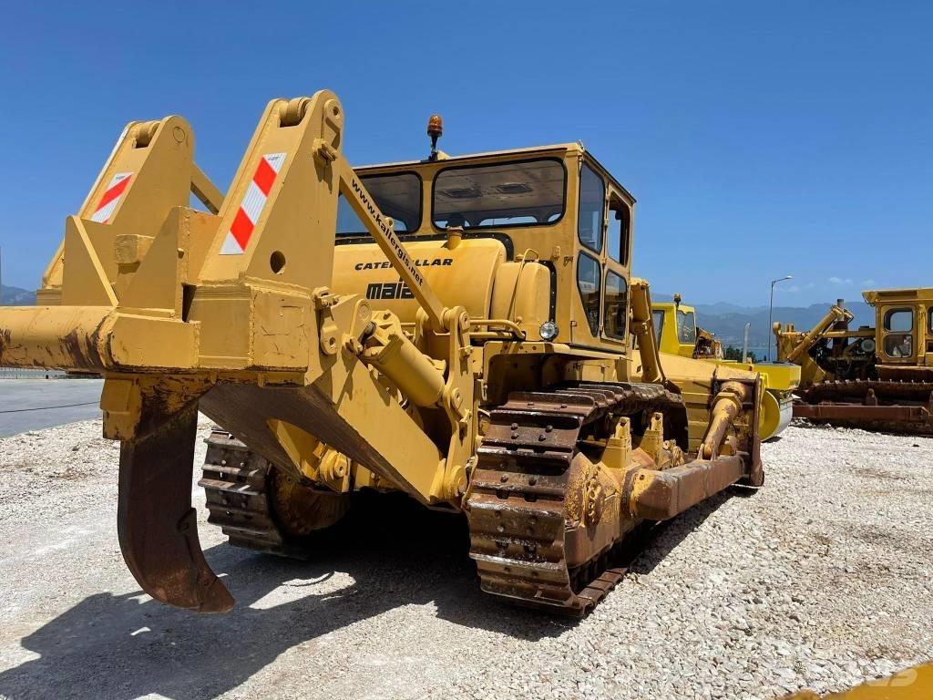 CAT D 9 G Pásové dozéry