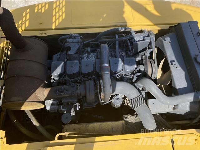 Komatsu PC200-6 Pásové rýpadlá