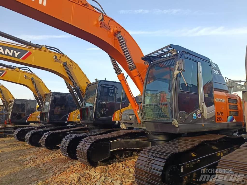 Hitachi ZX210 Pásové rýpadlá