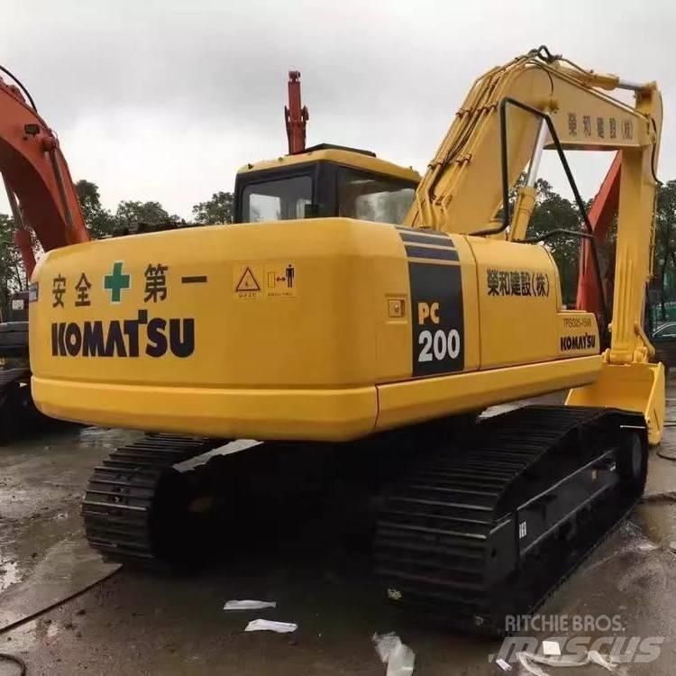 Komatsu pc200-7 Pásové rýpadlá
