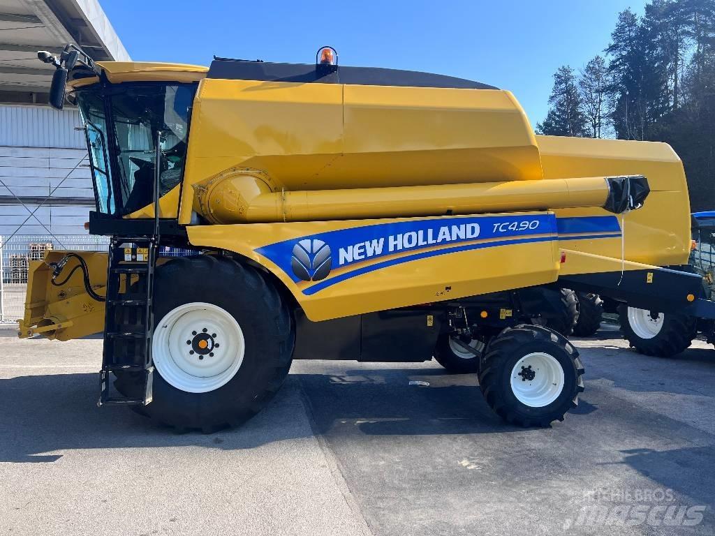 New Holland TC 4.90 Kombinované zberacie stroje