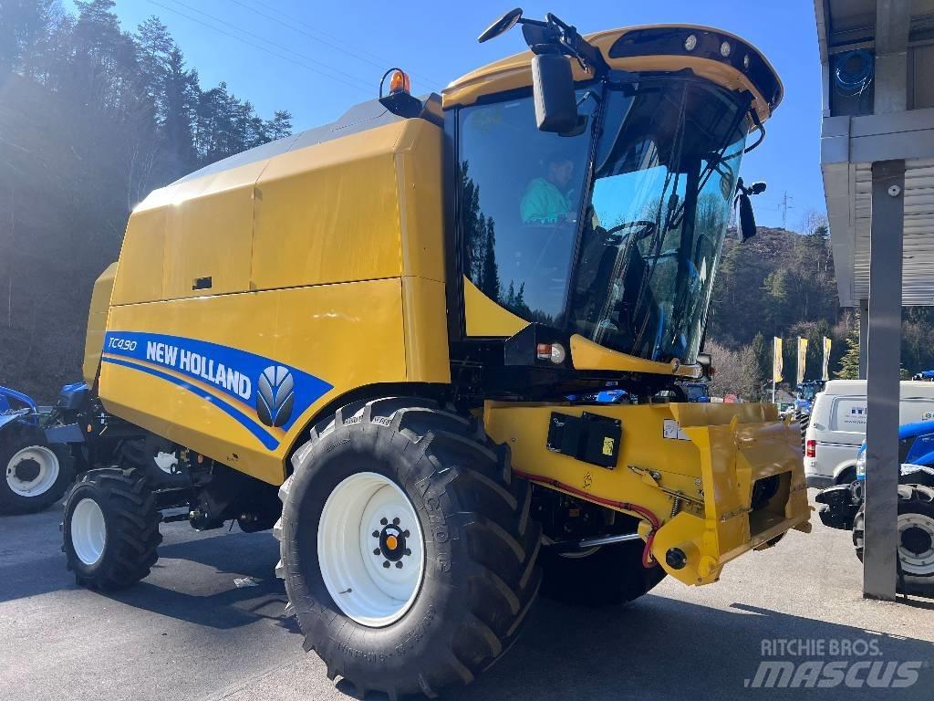 New Holland TC 4.90 Kombinované zberacie stroje