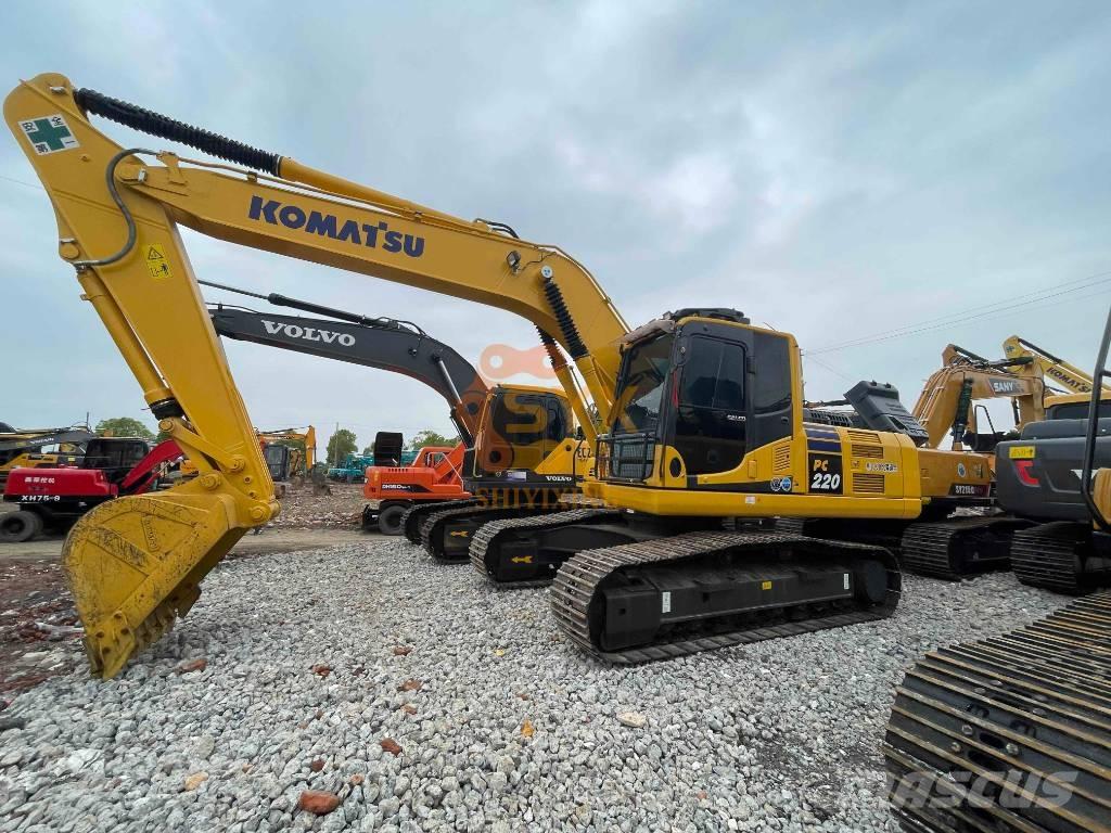 Komatsu PC 220-8M0 Pásové rýpadlá