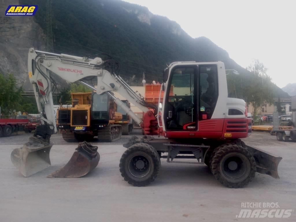 Takeuchi TB 295 W Kolesové rýpadlá