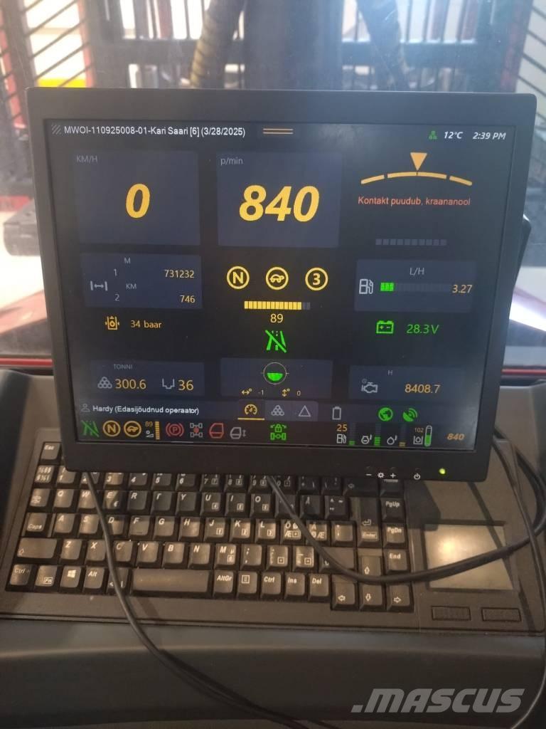 Komatsu 875 Lesné traktory