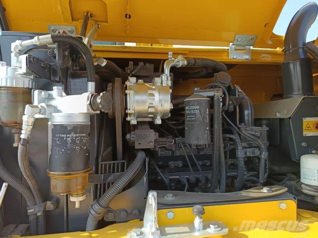 Komatsu PC 70 Pásové rýpadlá