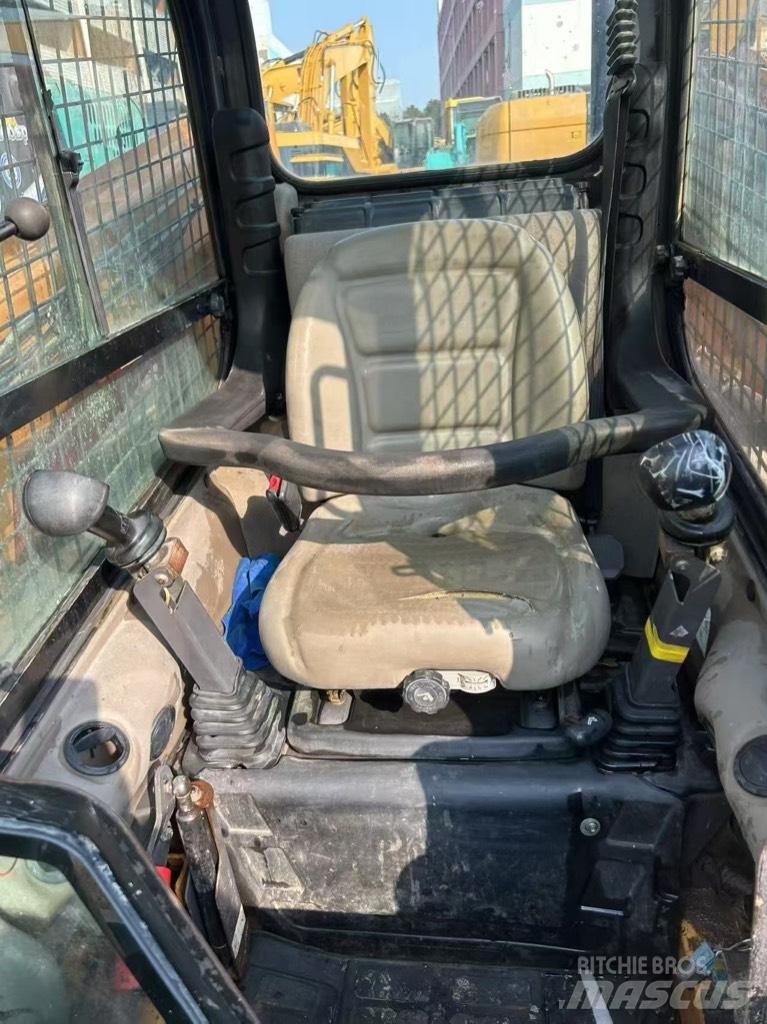 CASE SR 200 Šmykom riadené nakladače