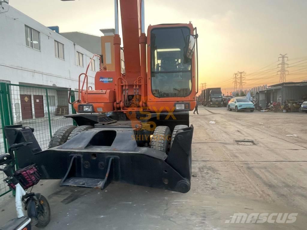 Doosan DH210W-7 Kolesové rýpadlá