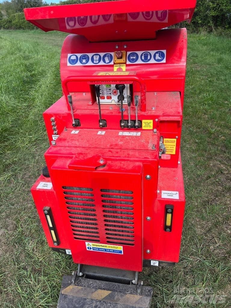Red Rhino 4000 Drviče
