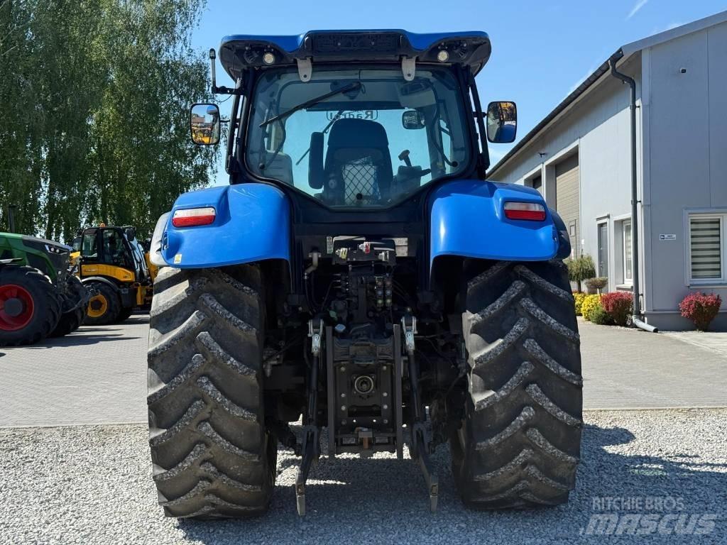 New Holland T 7.175 Traktory