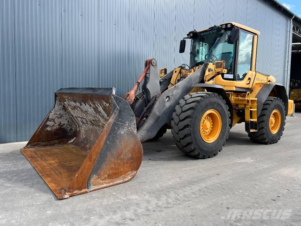Volvo L90F Kolesové nakladače