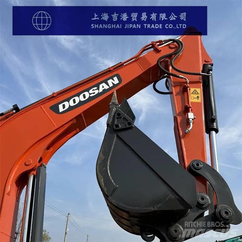 Doosan DH 60 Mini rýpadlá < 7t