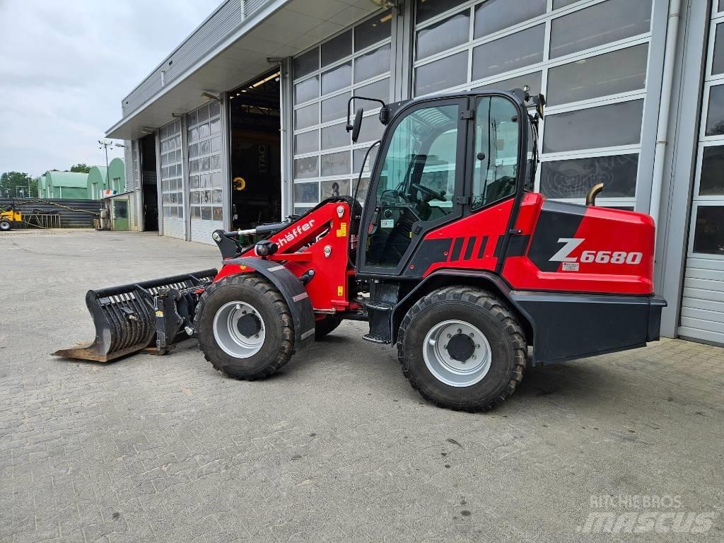Schäffer 6680Z-II Kolesové nakladače