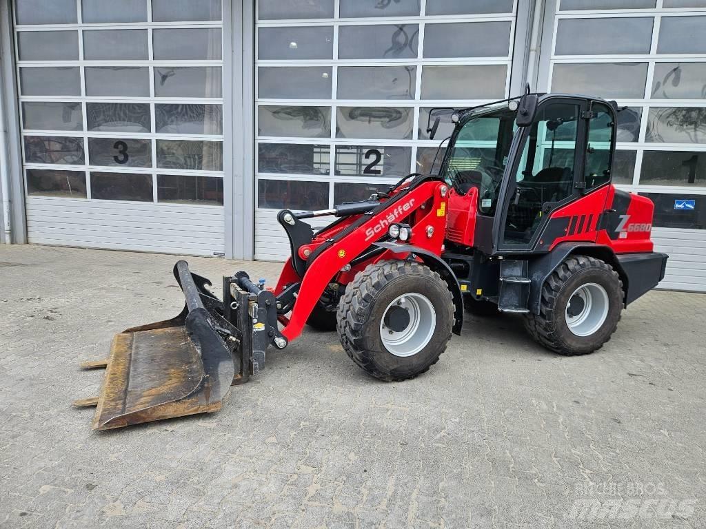 Schäffer 6680Z-II Kolesové nakladače