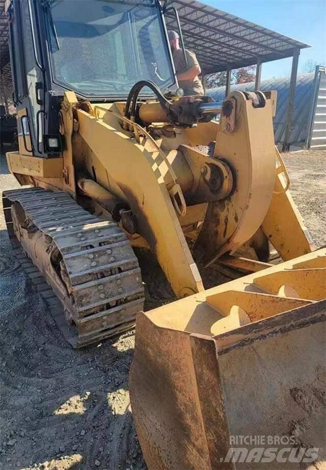 CAT 953C Kolesové nakladače