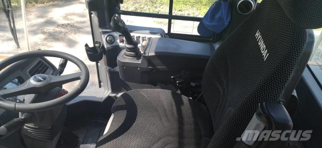 Hyundai HL 960 A Kolesové nakladače