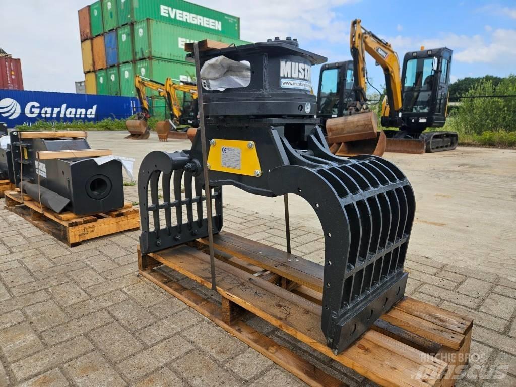 Mustang GRP150D Drapáky