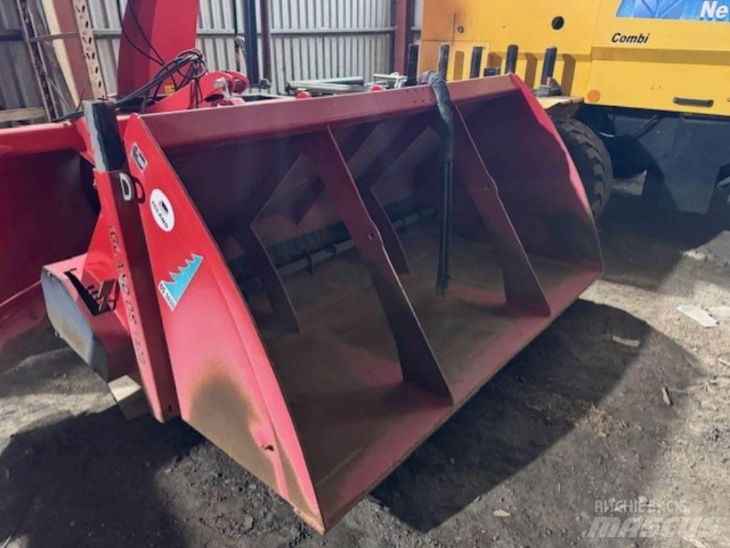 Igland DS 1400 Posýpače soli a piesku