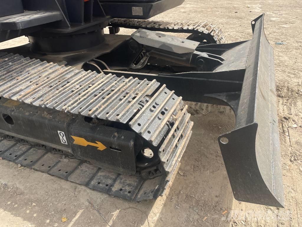 Hitachi ZX 70 Midi rýpadlá 7 t - 12 t