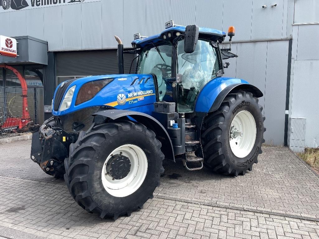 New Holland T 7.230 Traktory