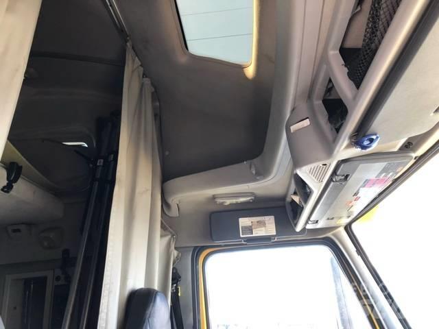 Volvo VNL Ťahače