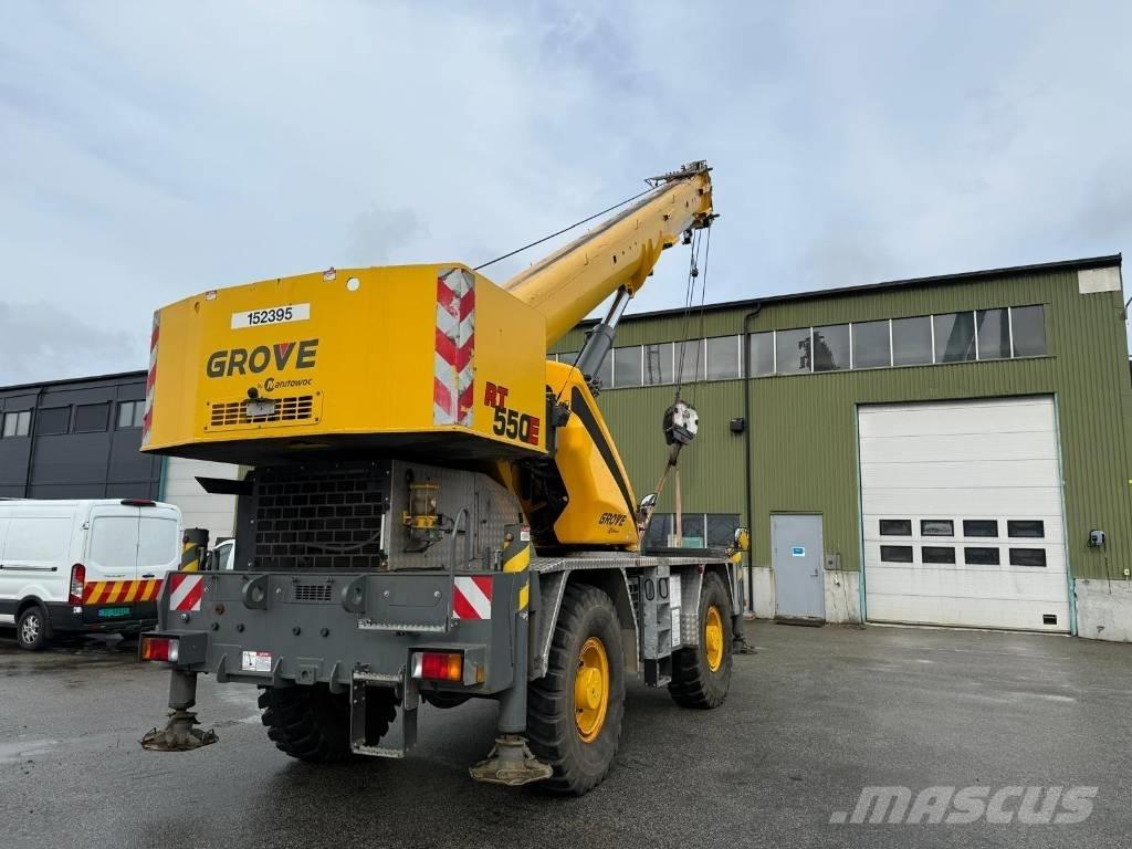 Grove RT 550 E Žeriavy pre ťažký terén